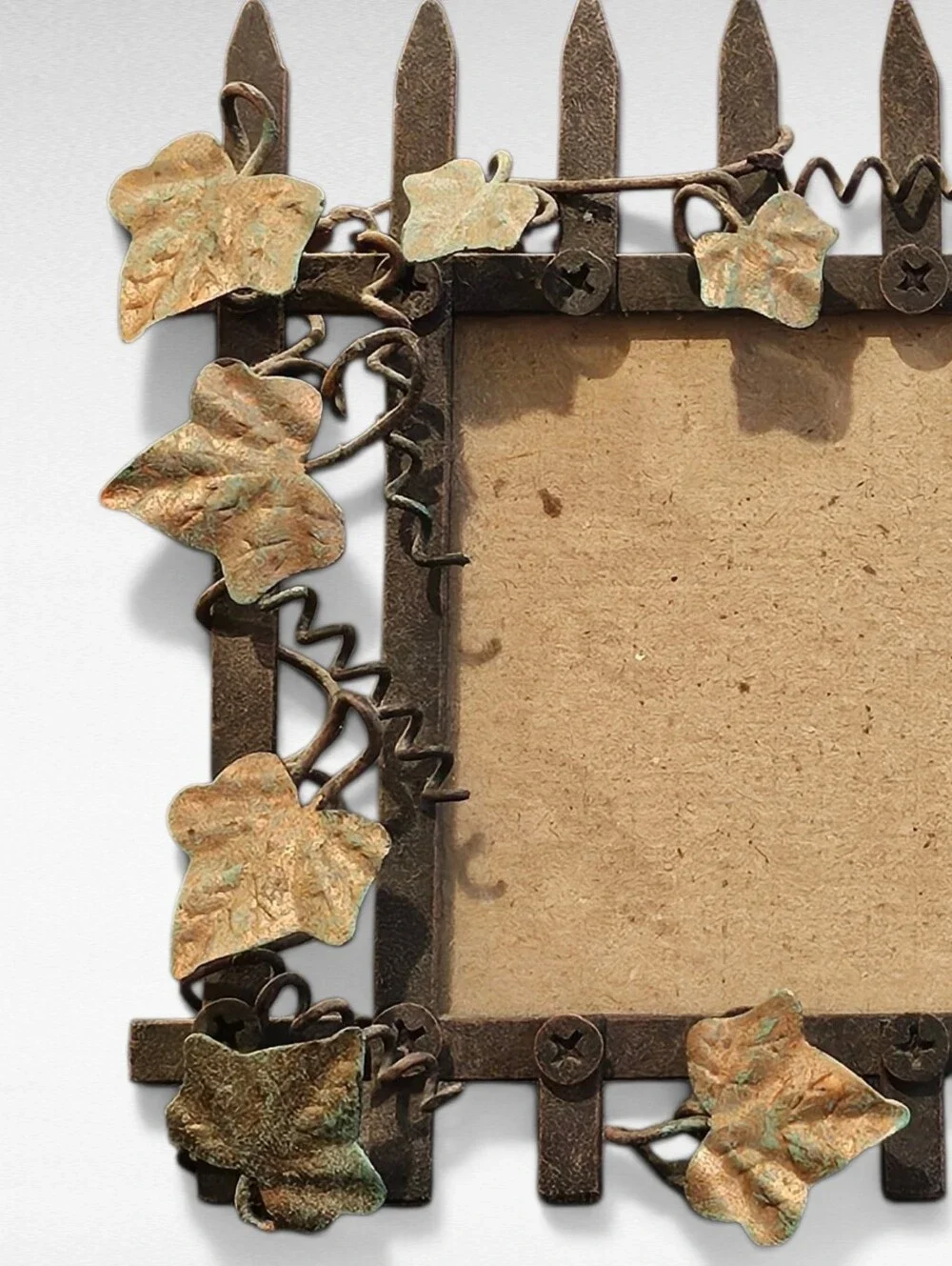 Rustic Metal Picture Frame Rooster and Ivy Leaves